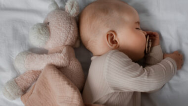 Comment instaurer une routine de sommeil saine pour votre bébé